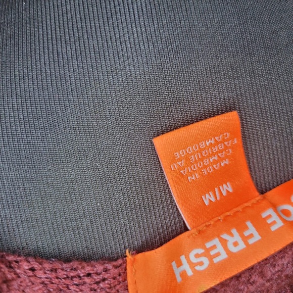 Red Patterned Sweater - Picture 4 of 4